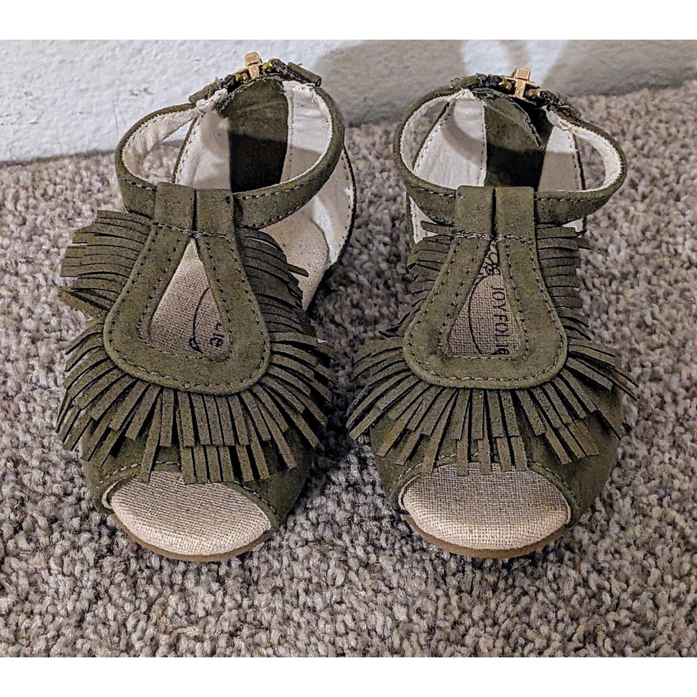 Joyfolie Baby Olive Green Suede Fringe Gladiator Sandals Zipper Back NWOT Size 4